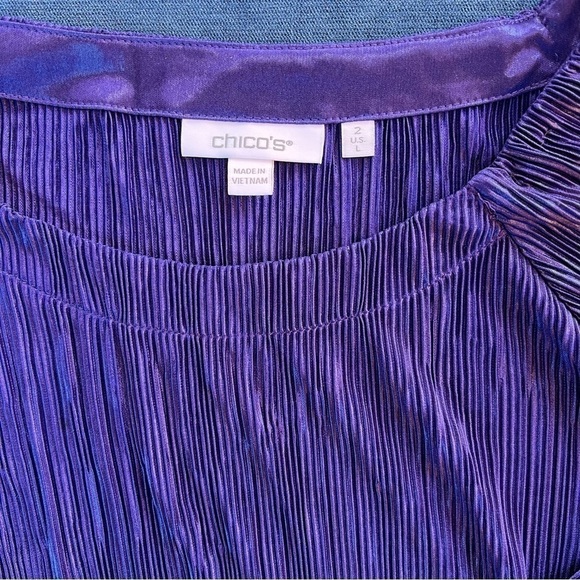 Chico’s crinkle metallic top​​​​​​​​​​ - Picture 4 of 5